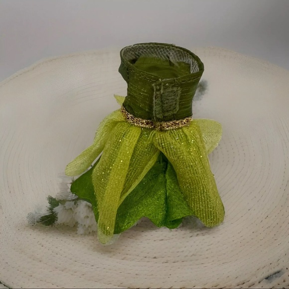 Disney Faeries Tinker Belle Carrying Case with Handle and Dress - Picture 9 of 11